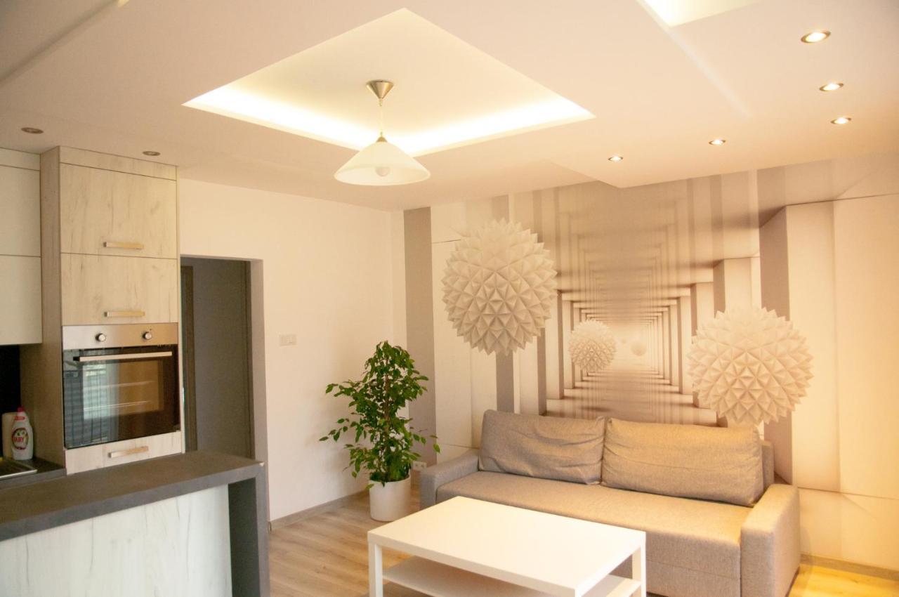 Apartament Karolewska วูดช์ ภายนอก รูปภาพ